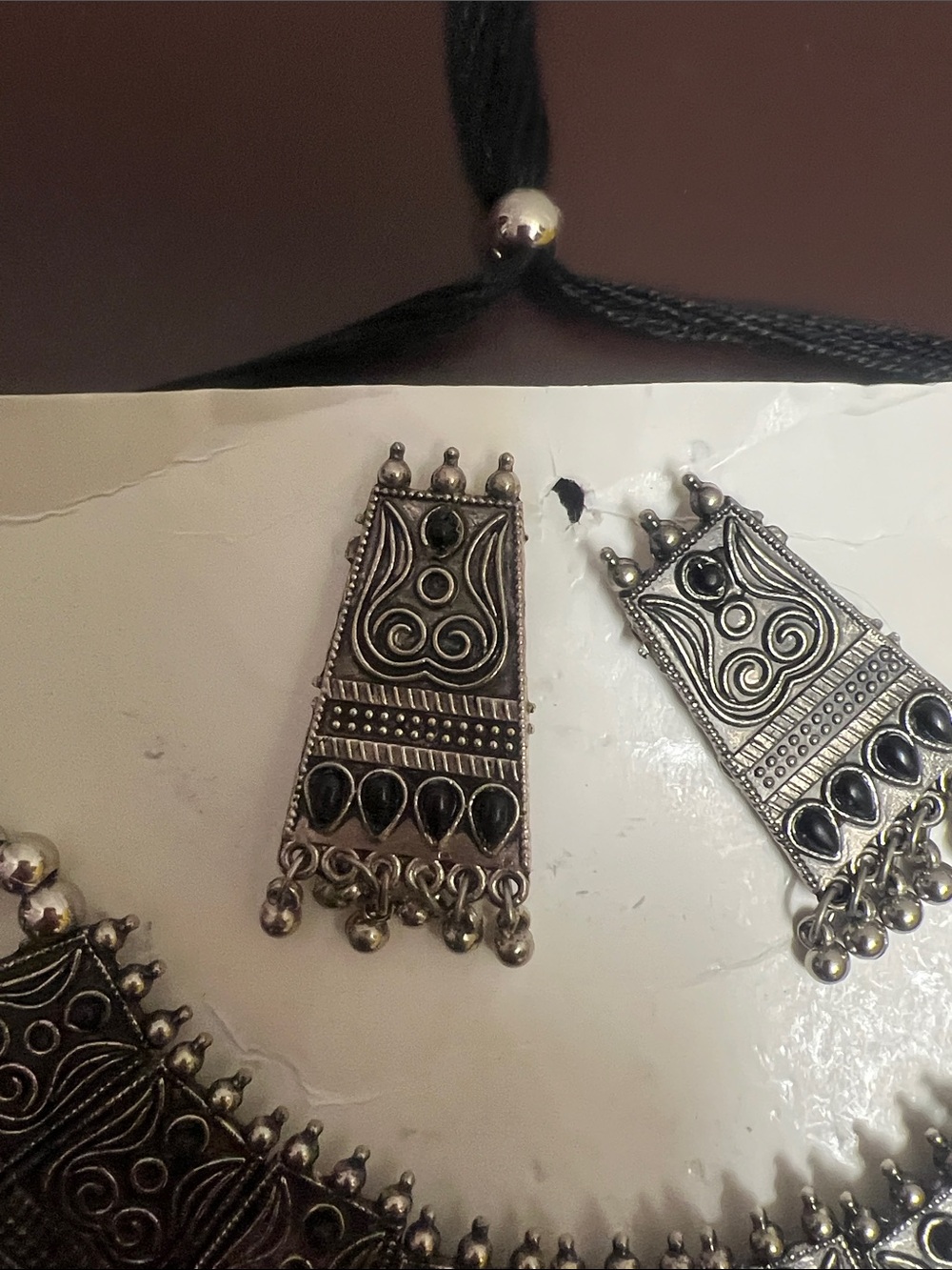 Oxidized Silver-Tone Statement Choker Necklace with Matching Earrings - Picture 5 of 7